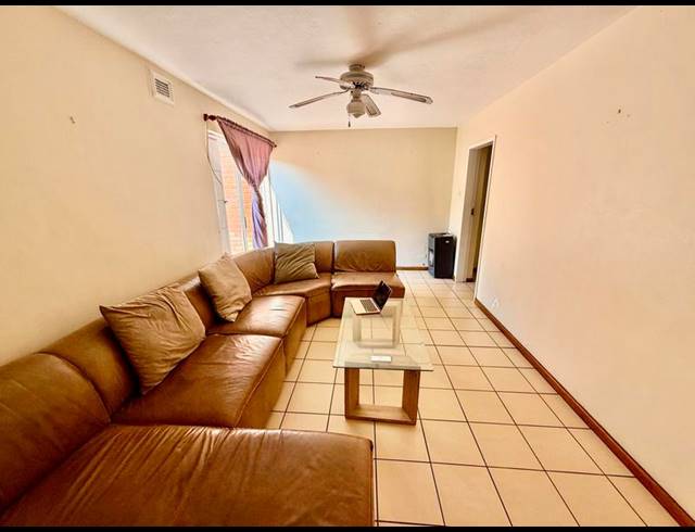 3 BEDROOM TOWNHOUSE FOR SALE IN PELHAM